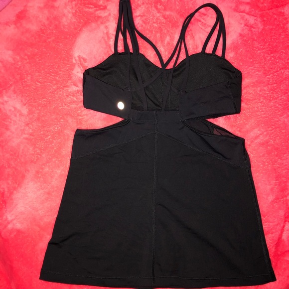 Lululemon tank - Picture 3 of 4